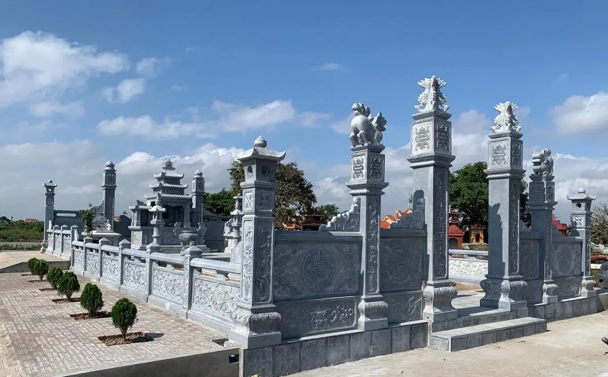 khu lăng mộ đá xanh đen thi công tại TP HCM chạm khắc tứ linh